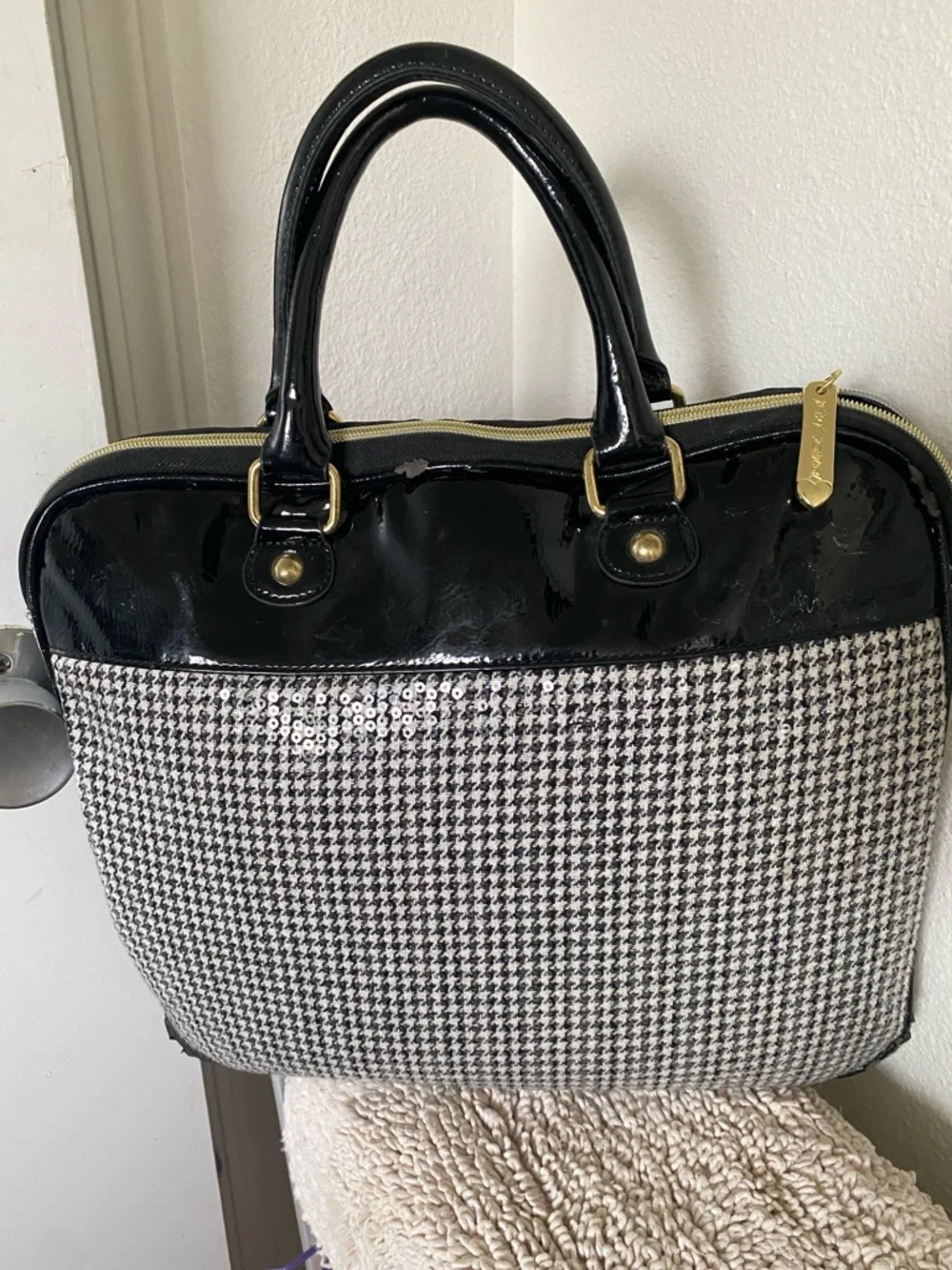 Betsy Johnson houndstooth sparkly black and white sequins laptop or media bag